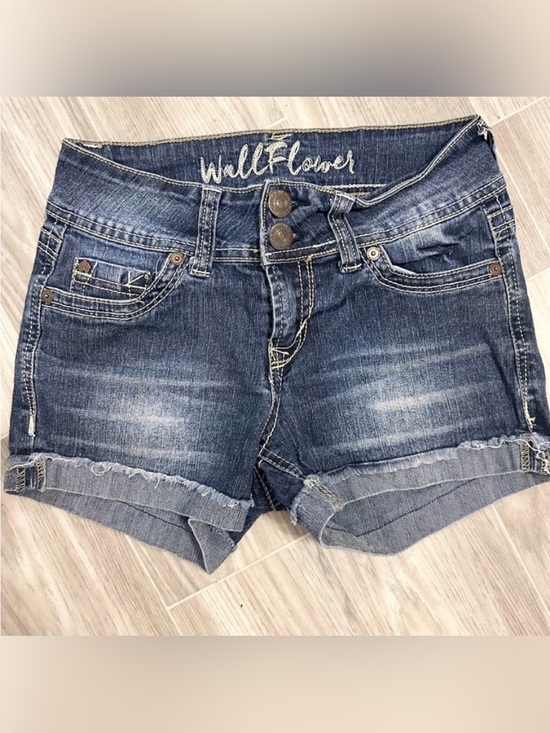 Wallflower Pants - WALLFLOWER Stretchy Jean Shorts